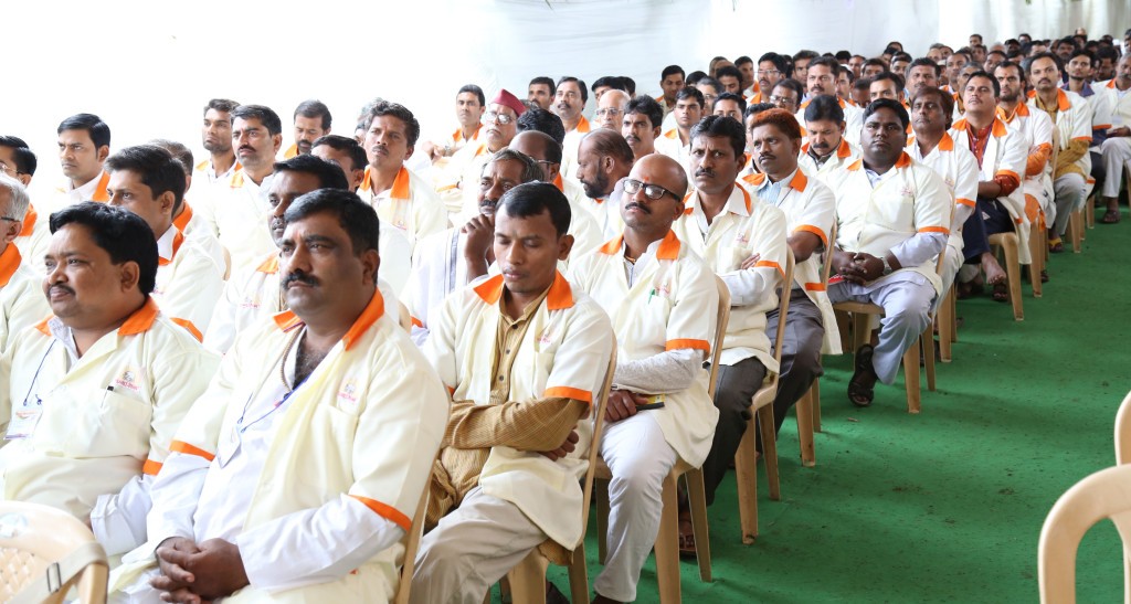 महासम्मेलन में उपस्थित गव्यसिद्धर (गोषु योद्धा)